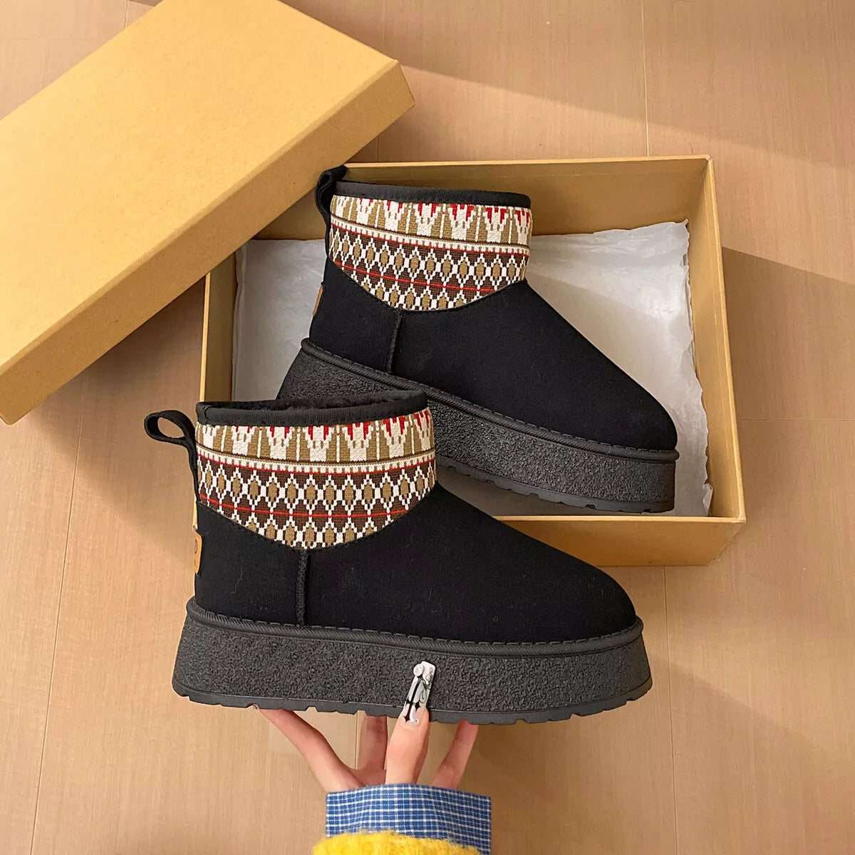 Round Toe Platform Boots
