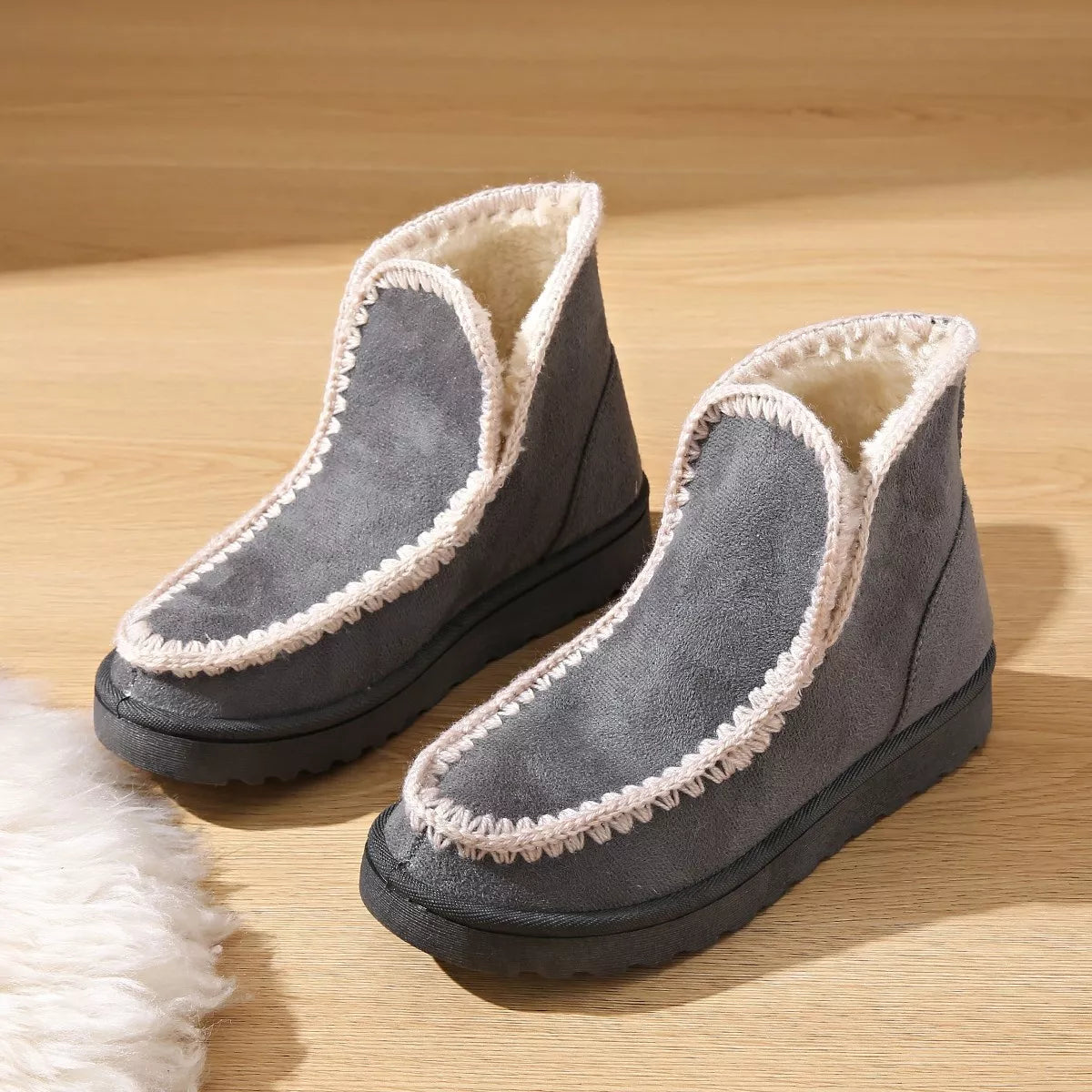 Contrast Crochet Trim Winter Boots - Lilixa.store