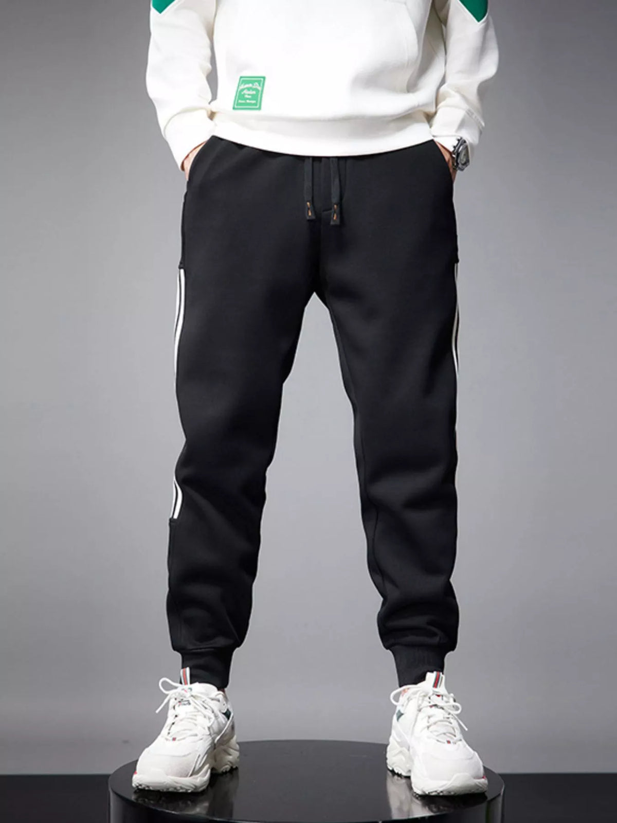 Men's Side Striped Drawstring Joggers in Black