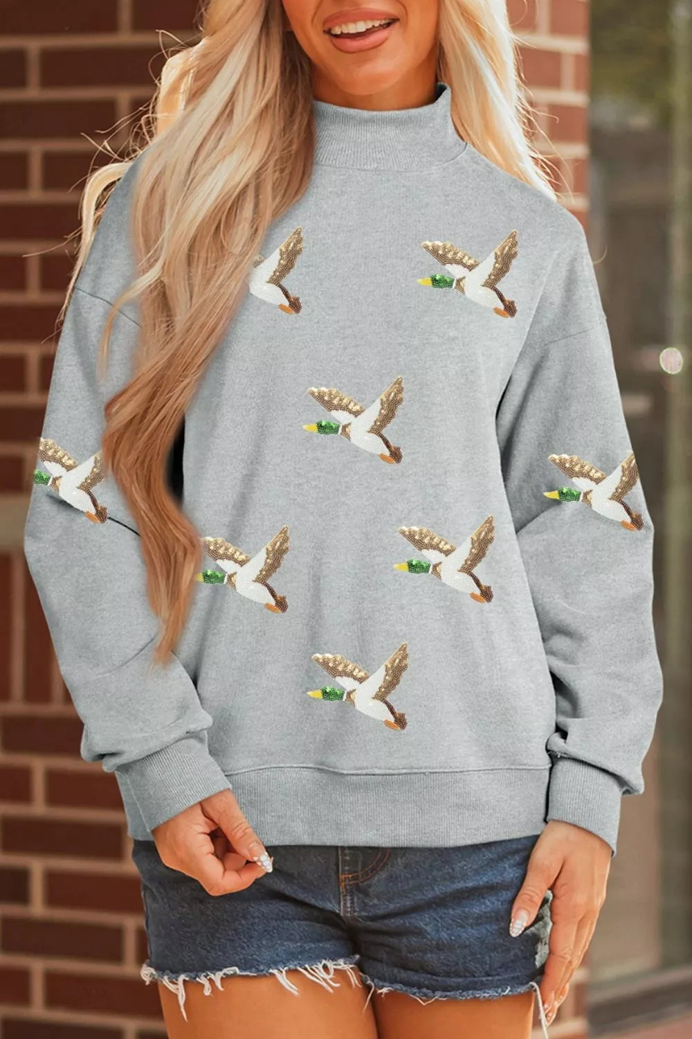 Sequin Mallard Graphic Mock Neck Baggy Pullover Sweatshirt