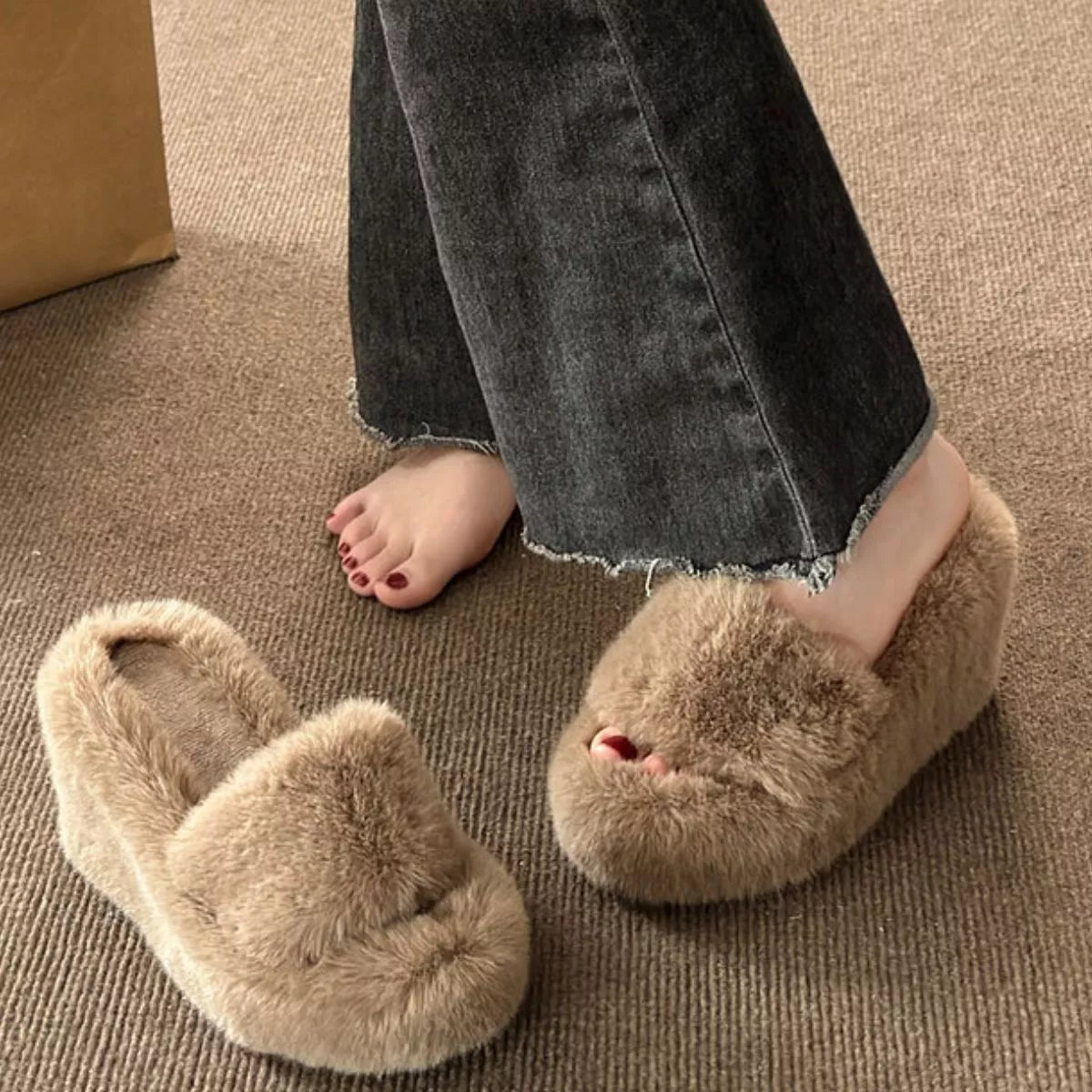 Fluffy Wedge Slippers - Lilixa.store