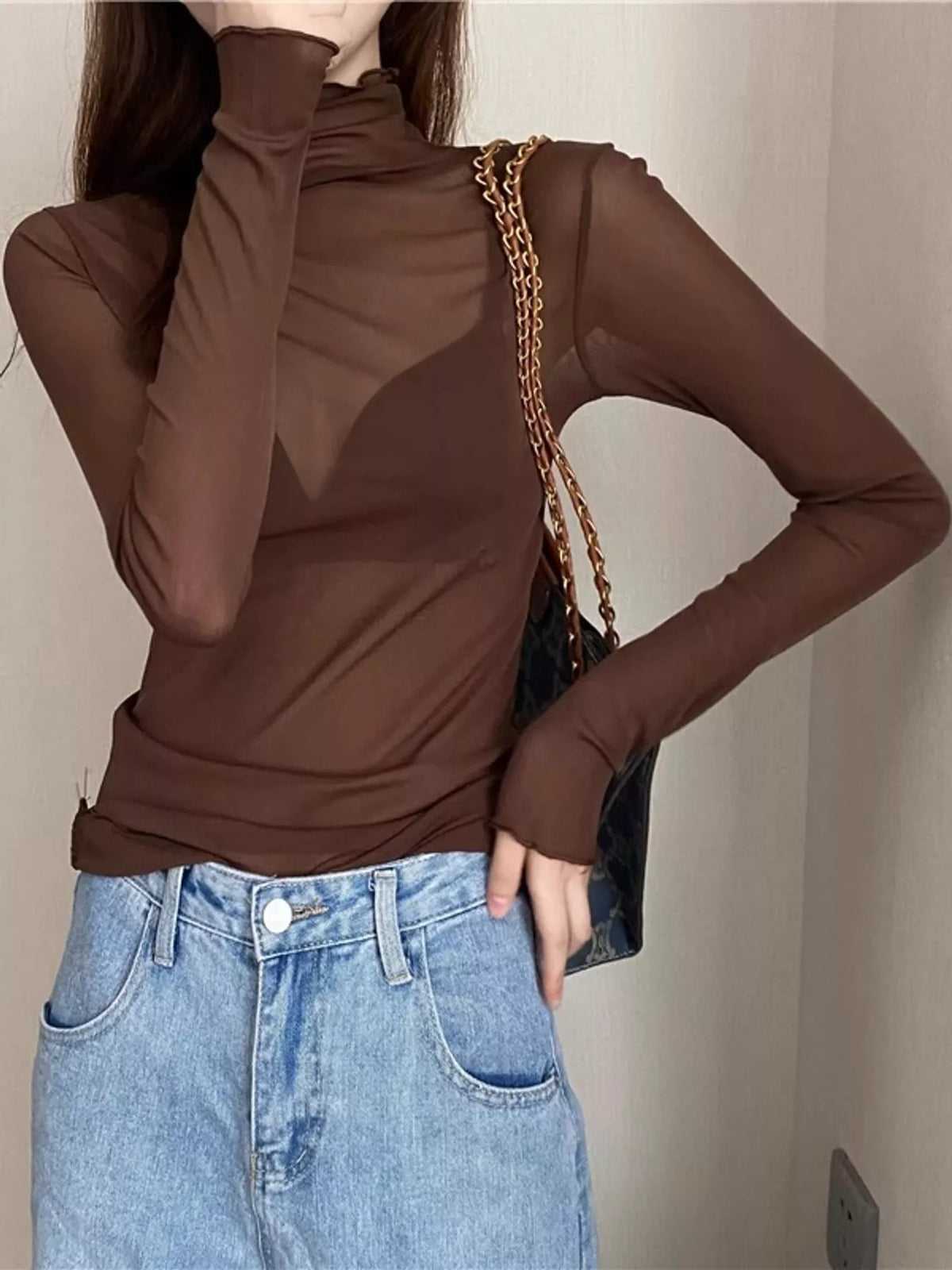 Turtleneck Long Sleeve Slim Fit T-Shirt in Coffee