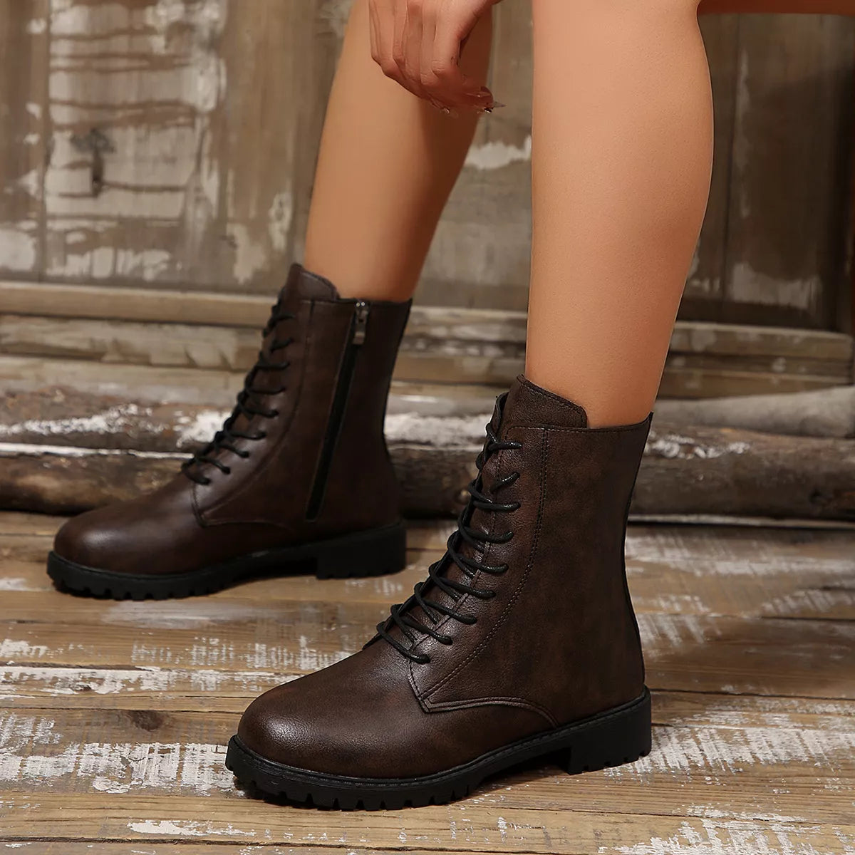 Round Toe Lace Up Boots