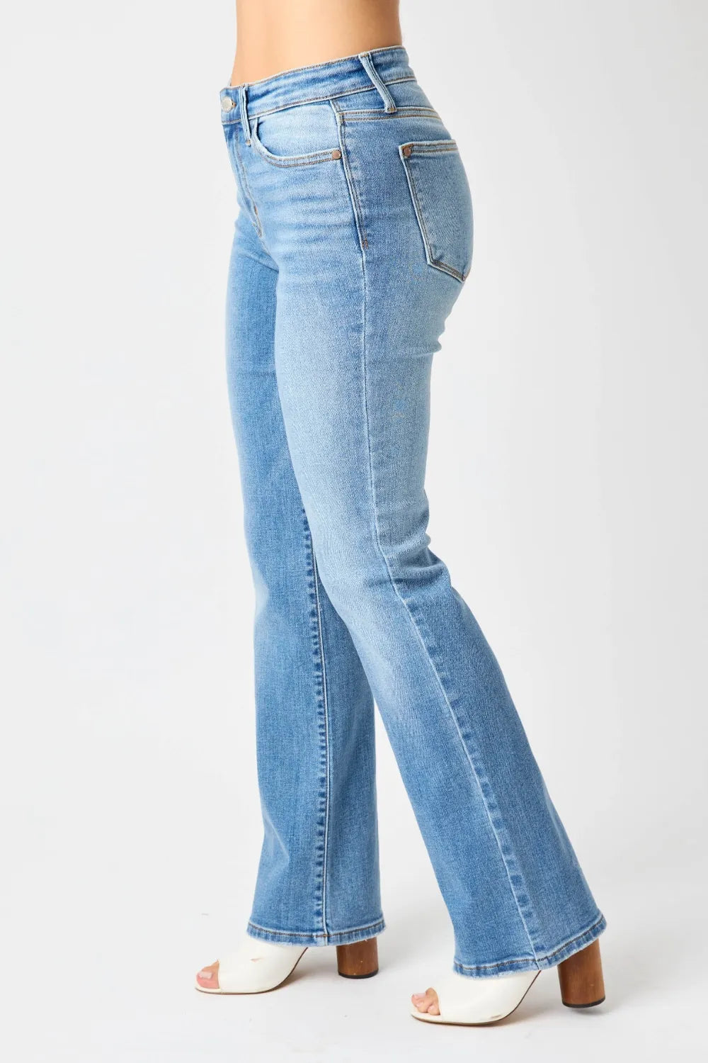 Judy Blue Full Size Mid-Rise Waist Straight Jeans Plus Size - Lilixa.store