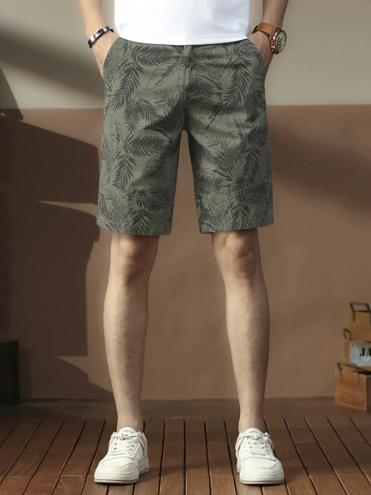 Men's Printed Loose Fit Shorts in Army Green