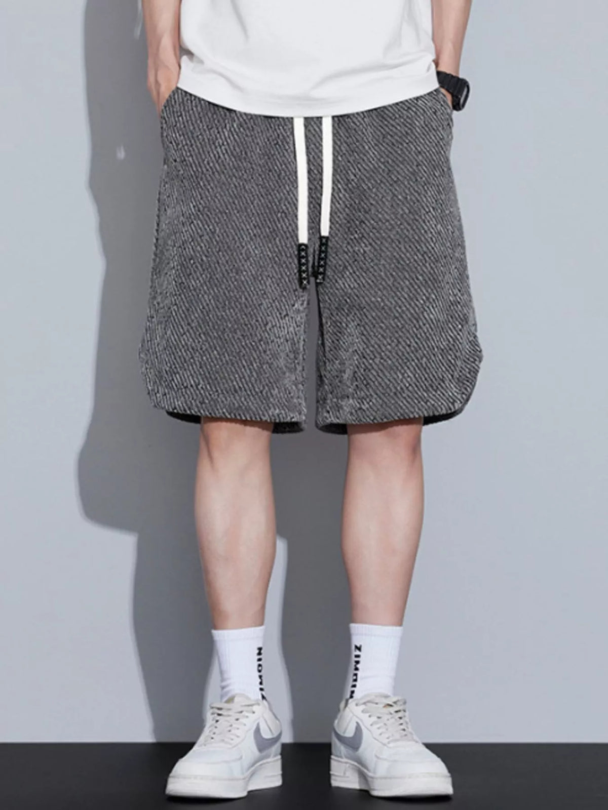 Men's Plus Size Drawstring Loose Fit Shorts in Dark Gray