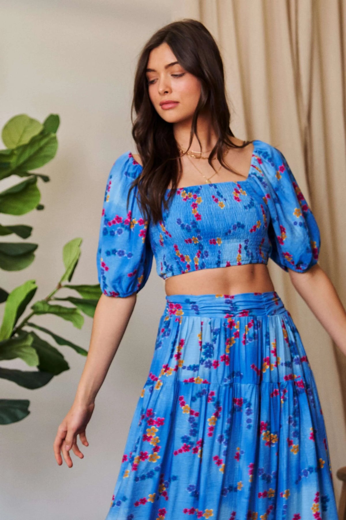 Davi & Dani Smocing Bodice Puff Short Sleeve Printed Crop Top - Lilixa.store