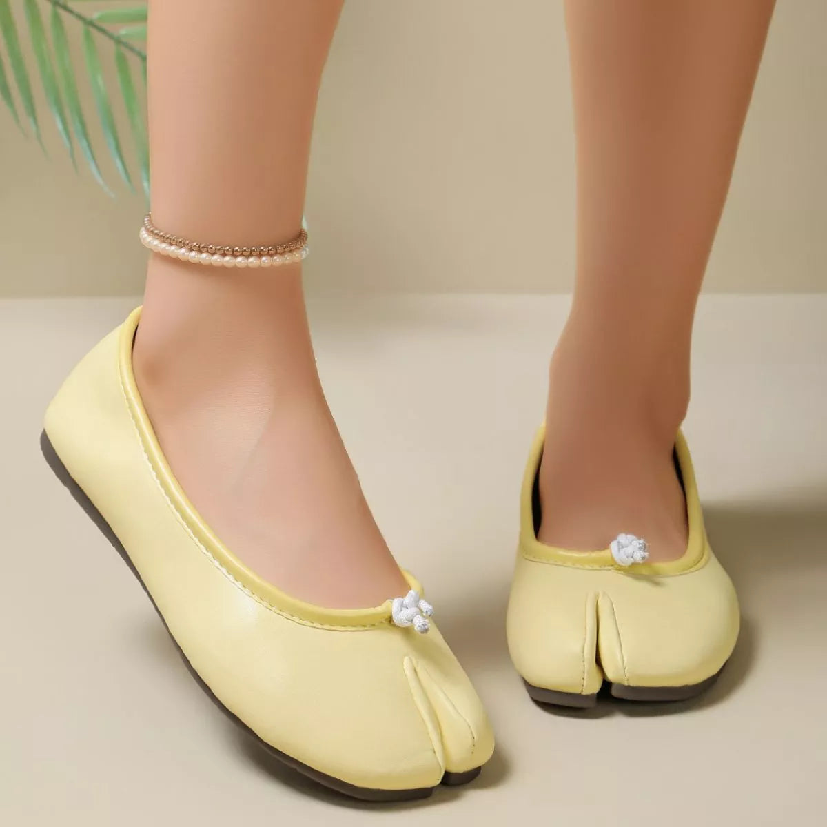 Split-Toe Slip-Ons - Lilixa.store