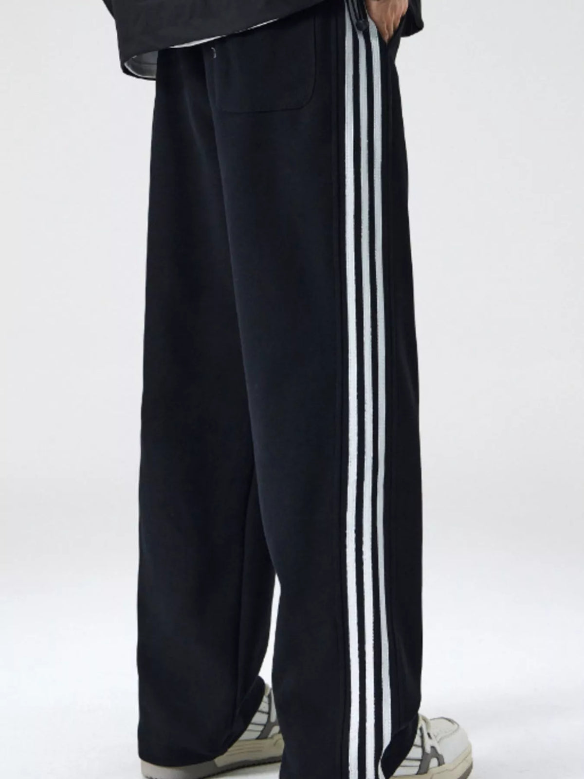 Men's Plus Size Relaxed Fit Pants with Side Stripes, view 9