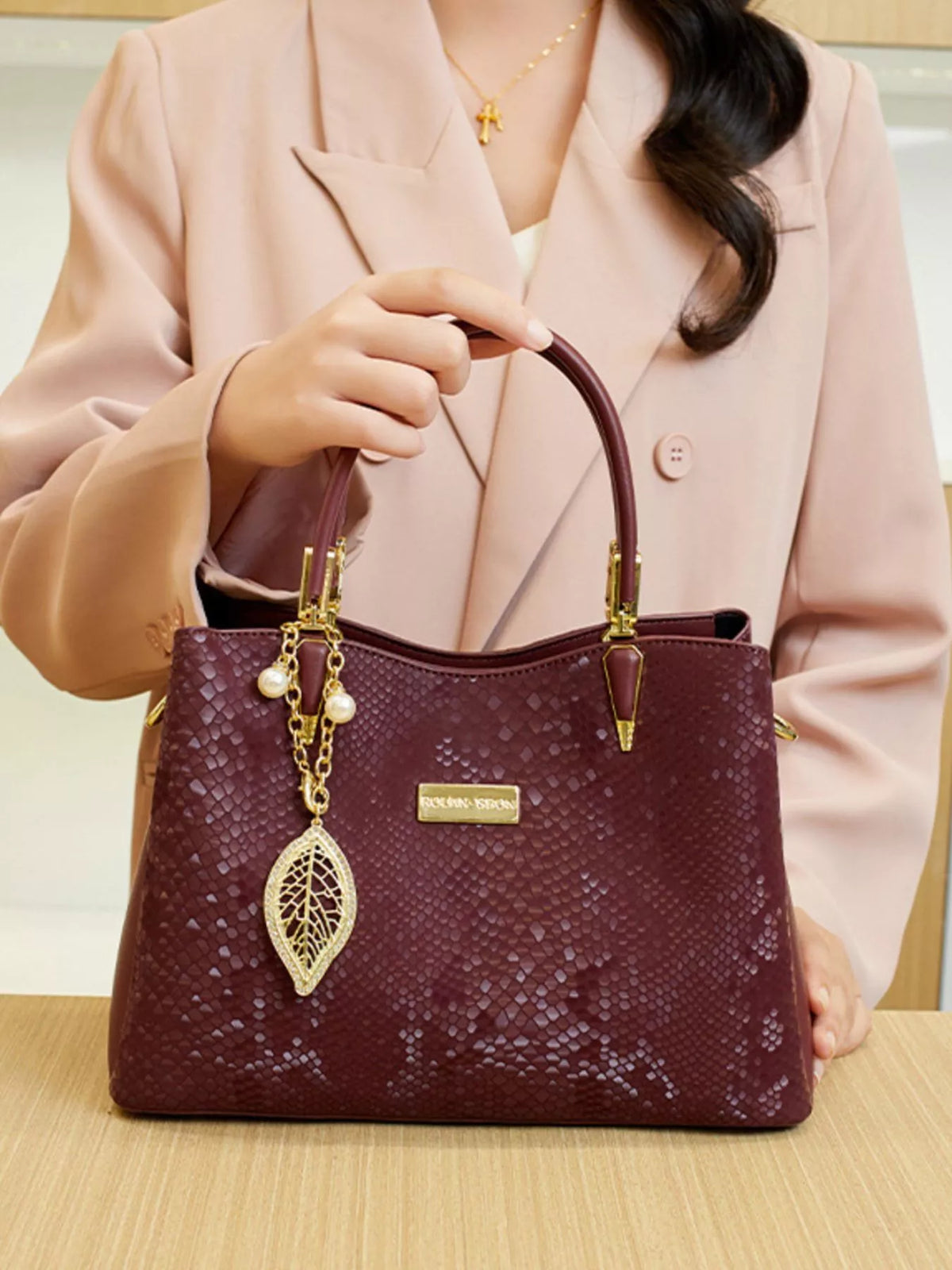 Snakeskin Texture Handbag