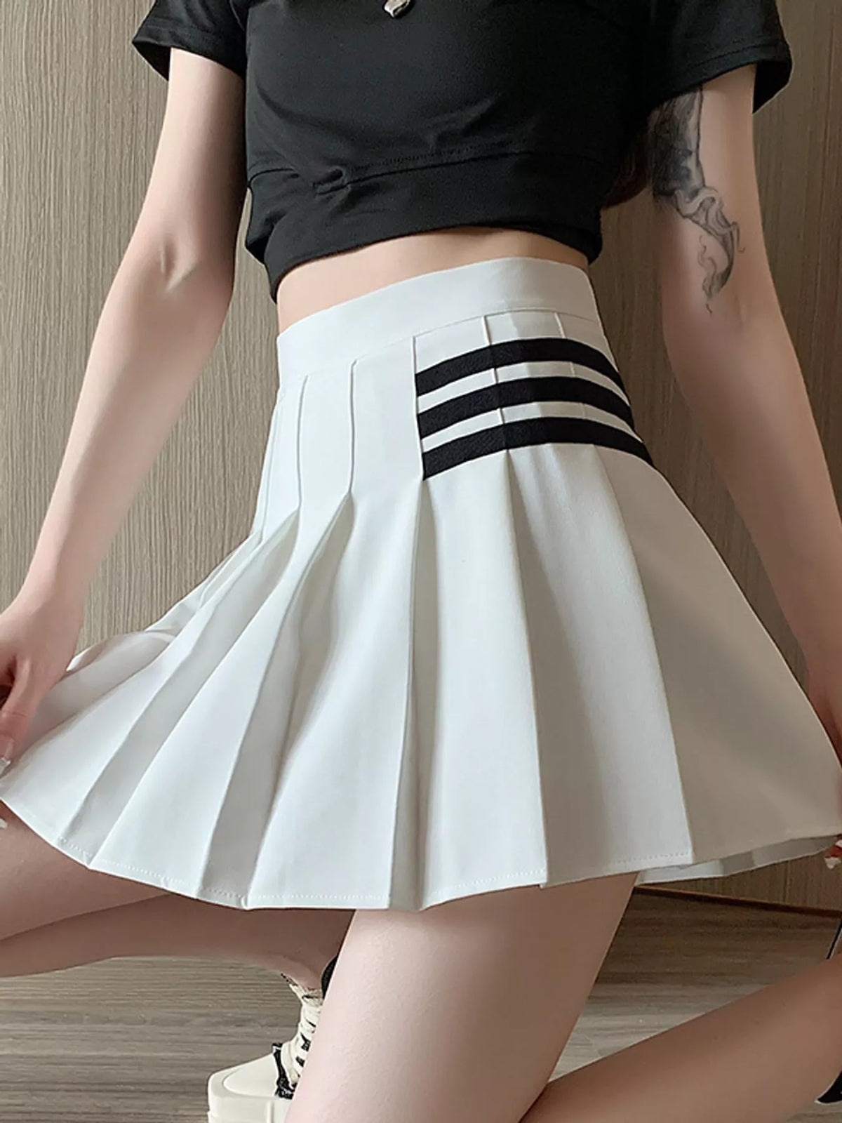 Contrast Stripe Pleated Mini Skirt, view 8