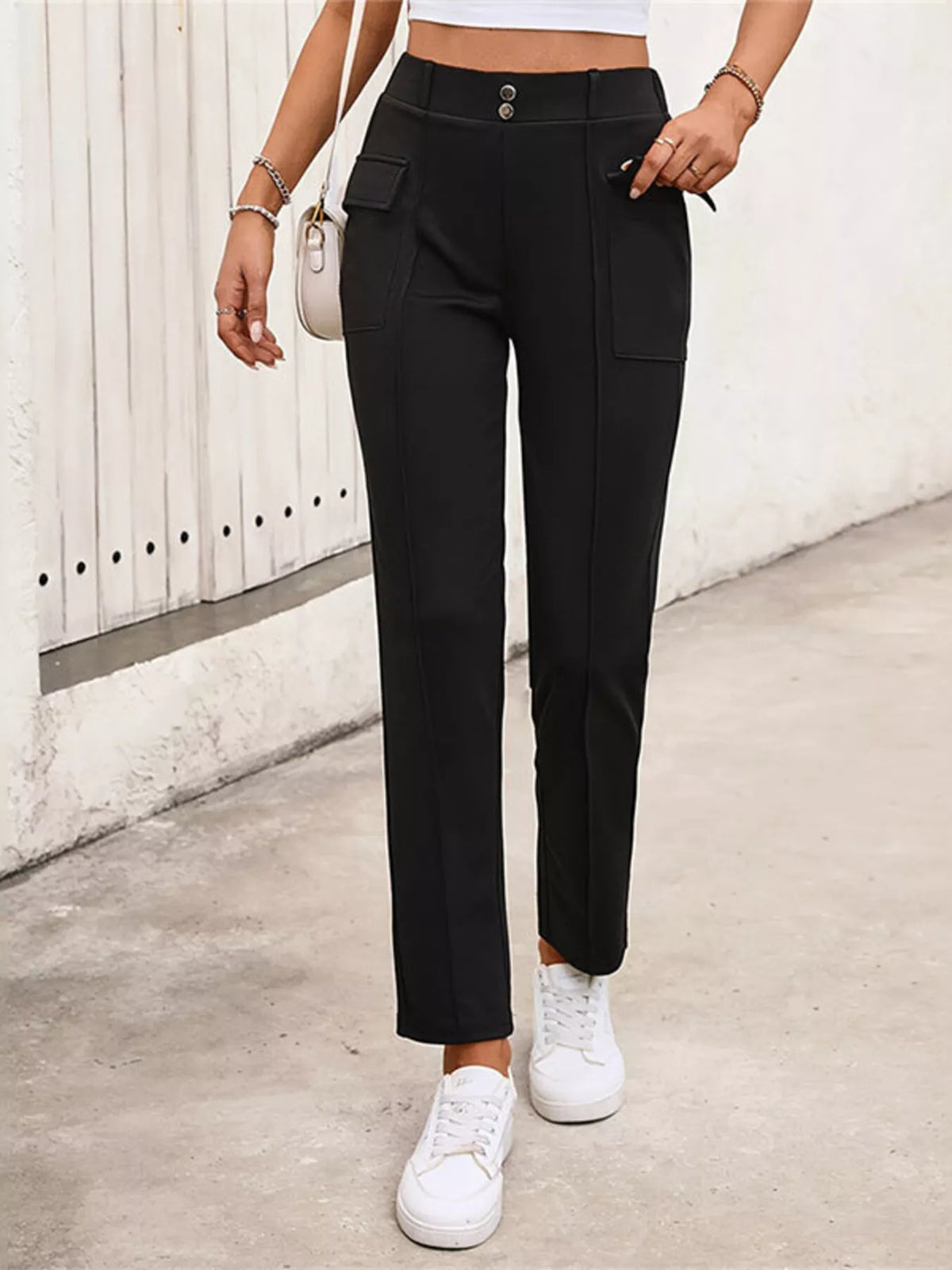 High-Waisted Slim Fit Pants in Black