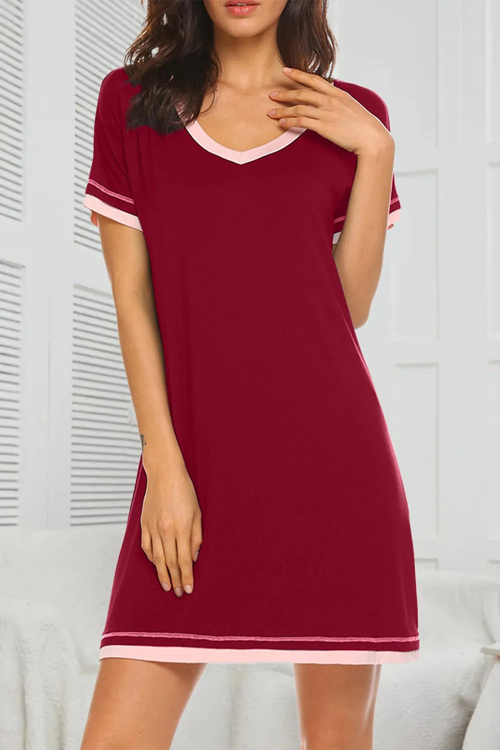 Contrast Trim Short Sleeve Lounge Dress in Burgundy