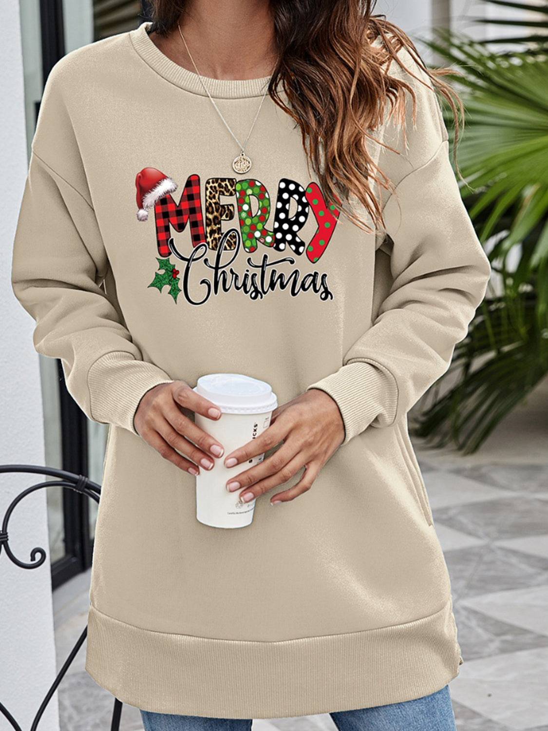 MERRY CHRISTMAS Graphic Sweatshirt - Lilixa.store