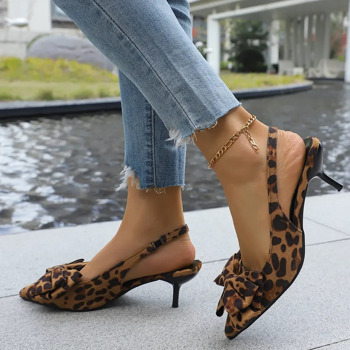 Bow Point Toe Kitten Heels Pumps - Lilixa.store