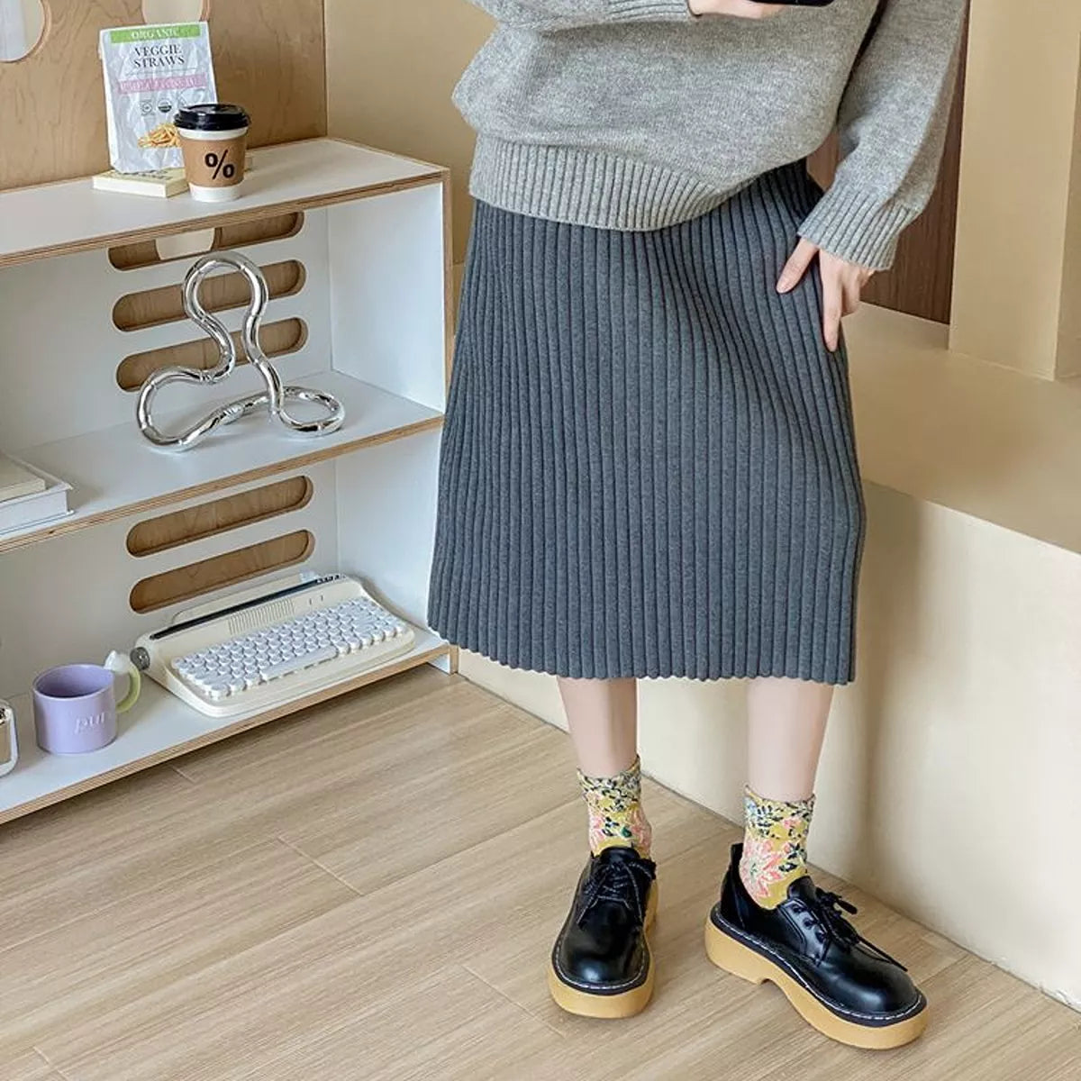 Floral Jacquard Crew Socks - Lilixa.store
