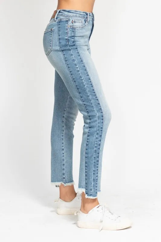 Judy Blue Full Size Vintage Wash Side Panel Detail with Fray Hem Slim Plus Size - Lilixa.store