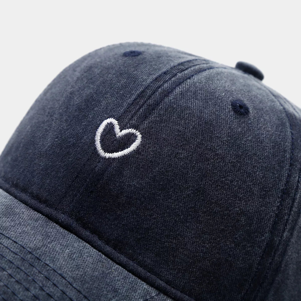 Embroidered Heart Baseball Cap - Lilixa.store