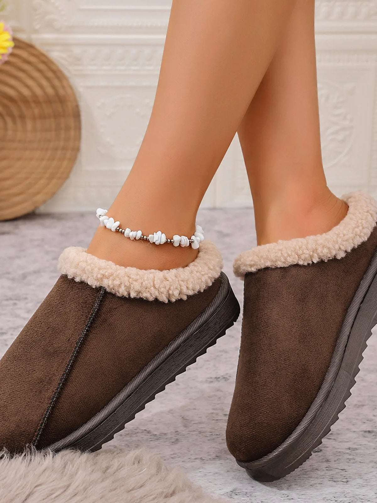Cozy Faux Fur Lined Slippers - Lilixa.store