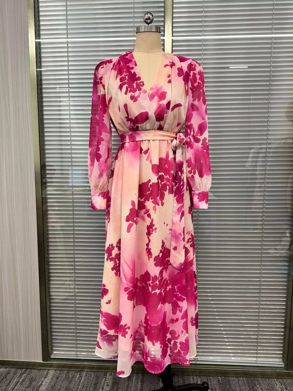 Floral Print Maxi Dress with Waist-Tie Detail - Lilixa.store