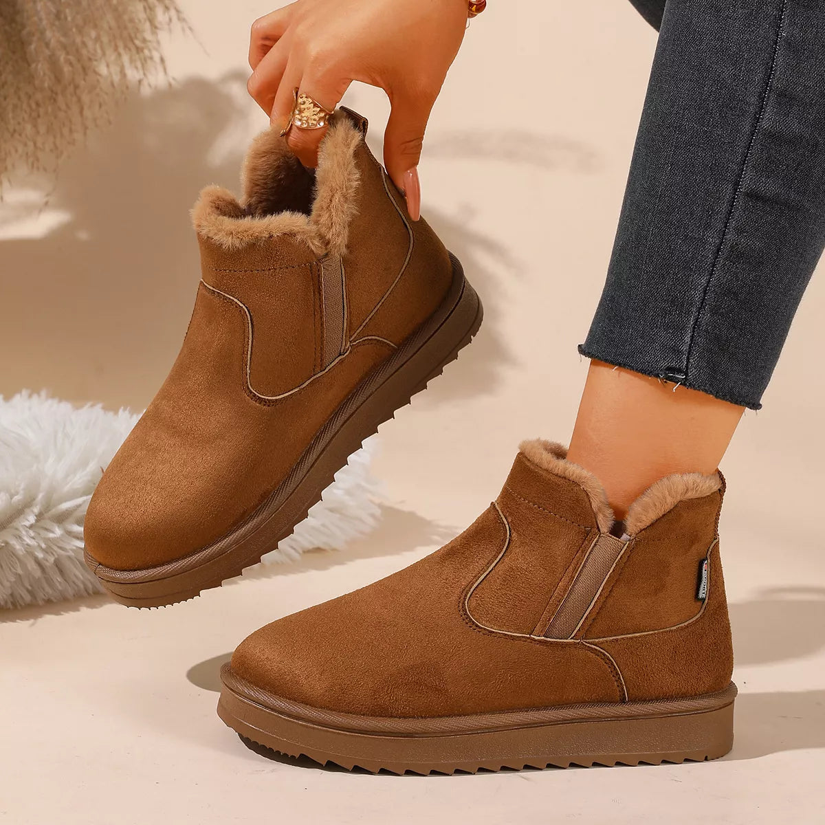 Plush Lined Winter Ankle Boots - Lilixa.store