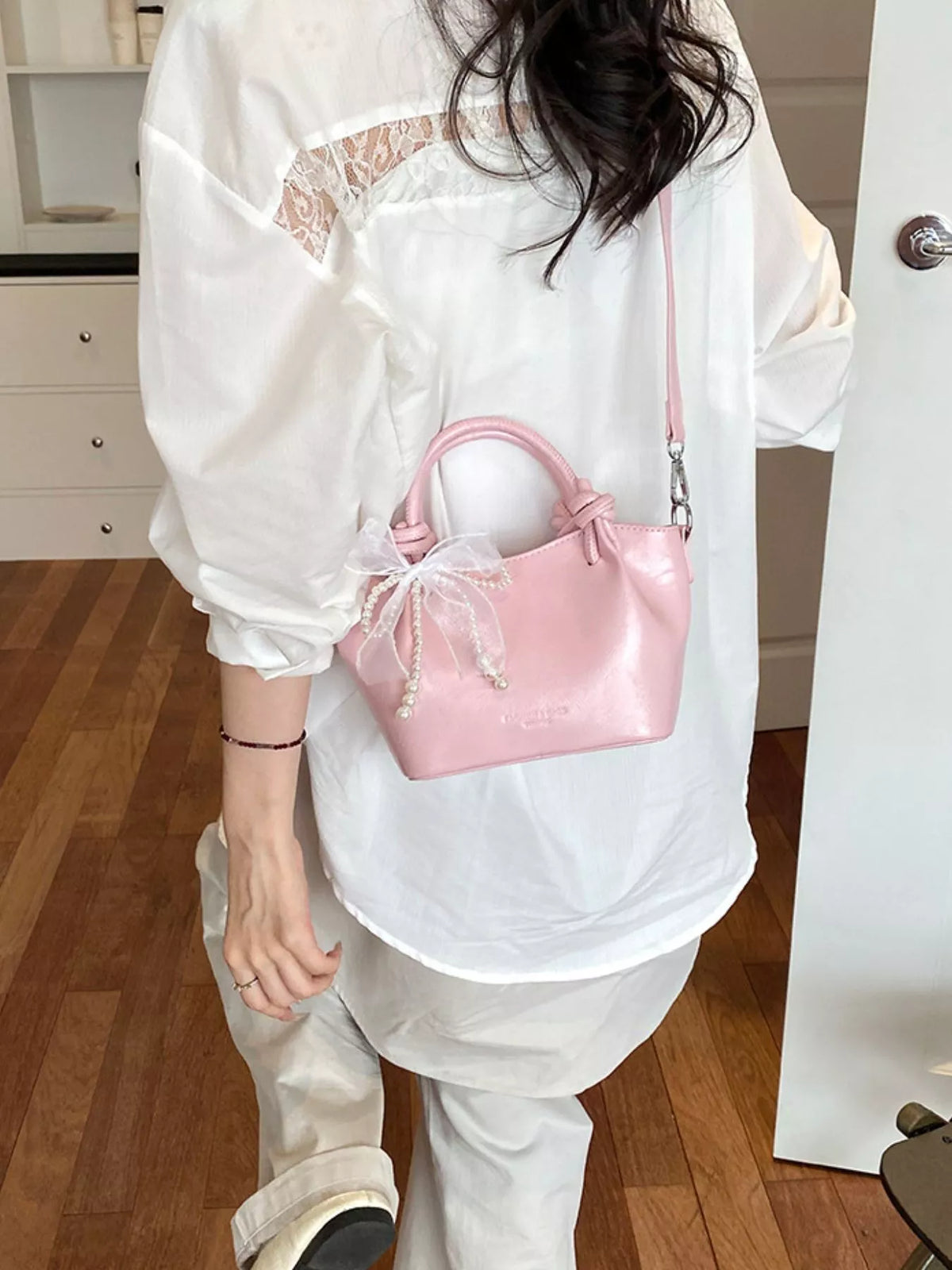Bowknot Pearl Decor Crossbody Bag