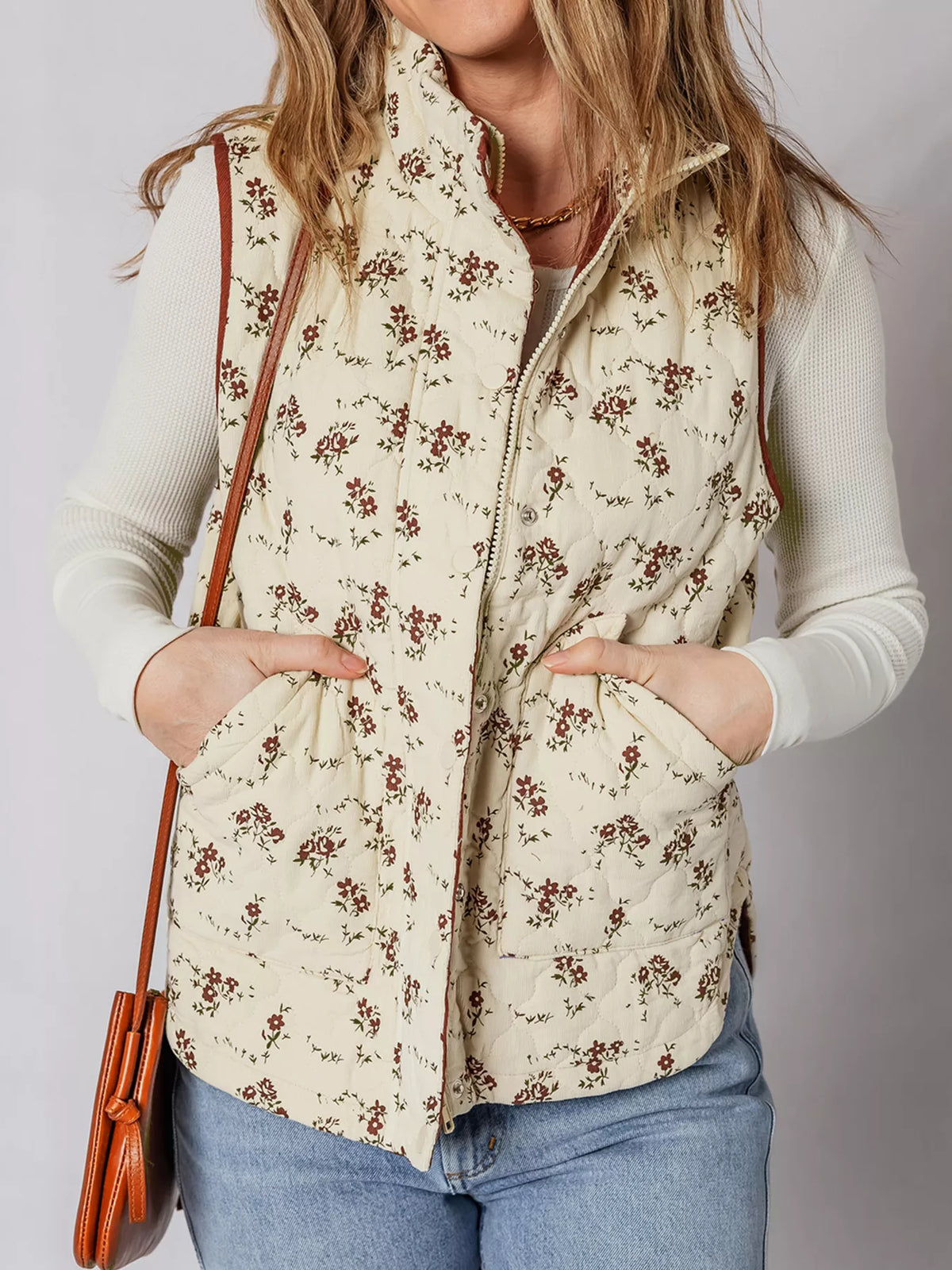 Floral Print Zip Up Quilted Vest in Beige