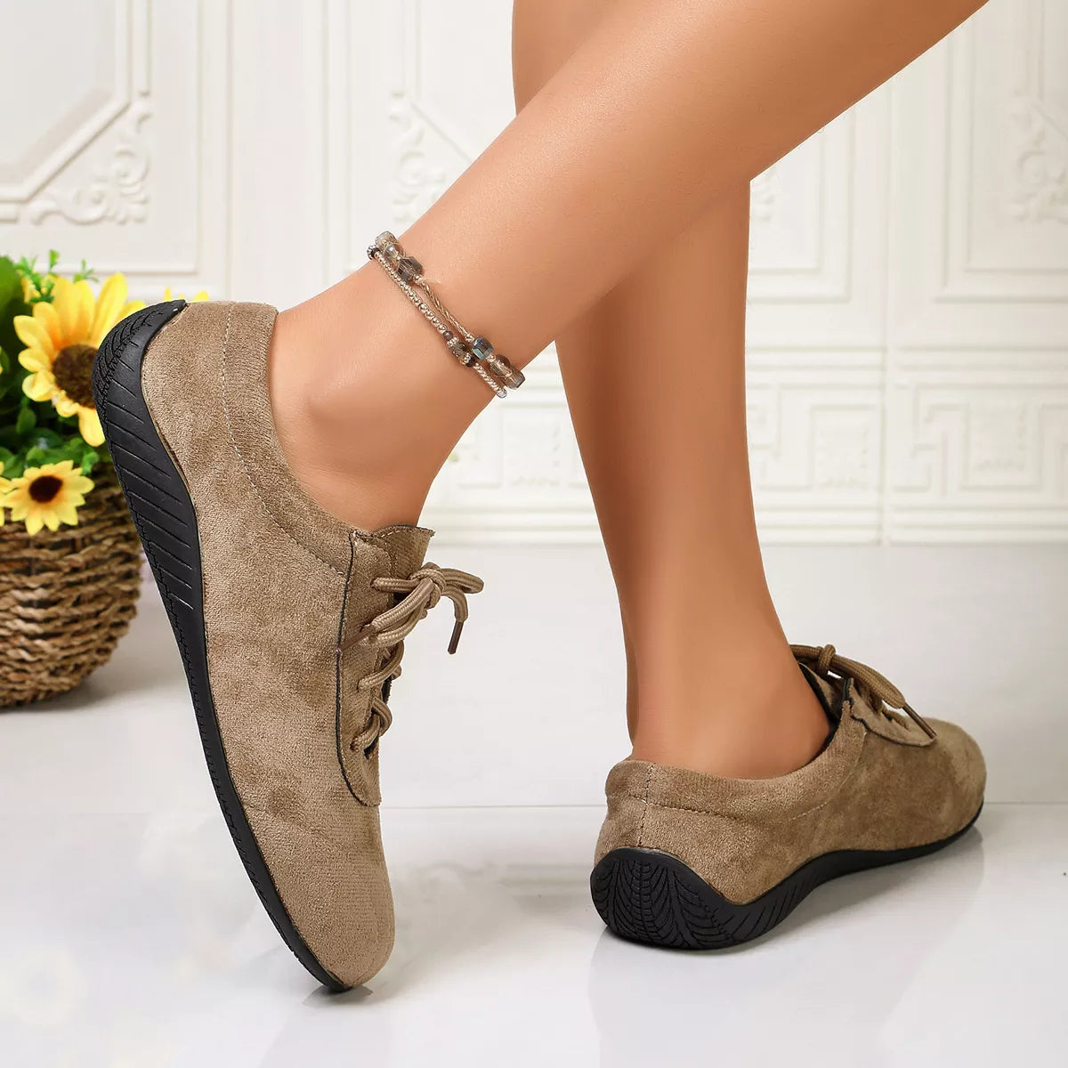 Round Toe Lace Up Sneakers
