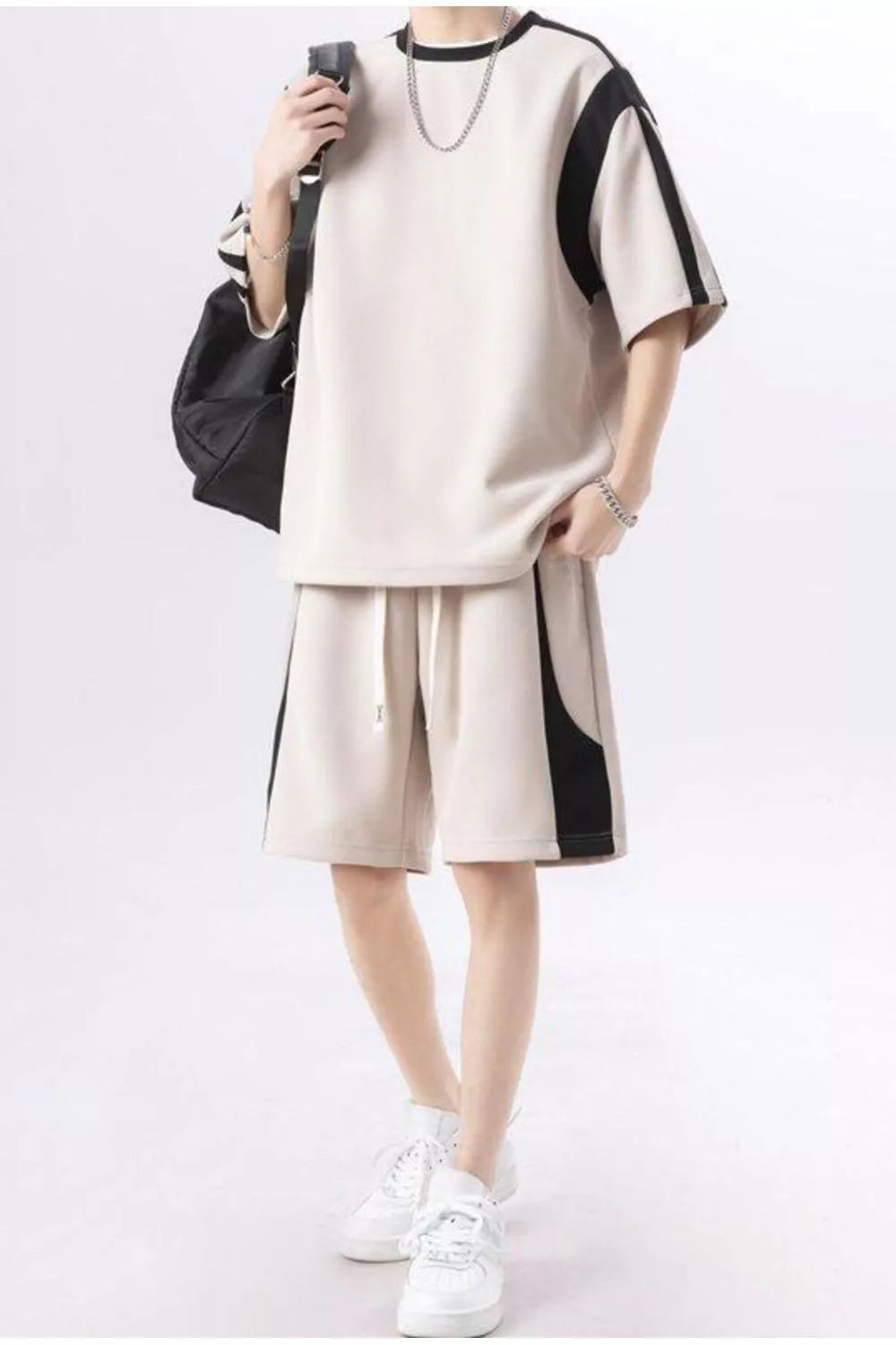 Men's Plus Size Contrast Round Neck Top and Shorts Set - Lilixa.store