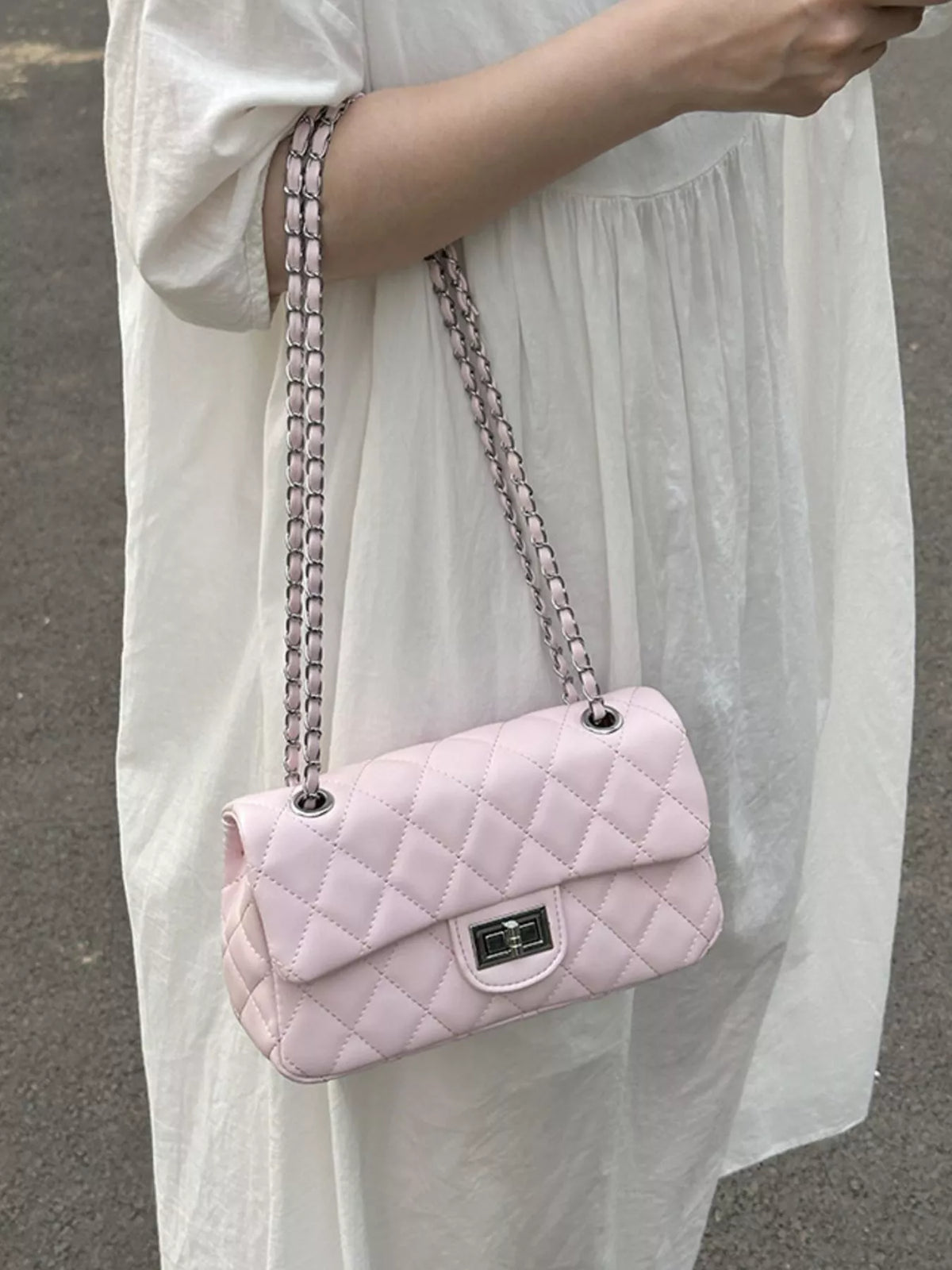 Quilted Chain Crossbody Bag - Lilixa.store