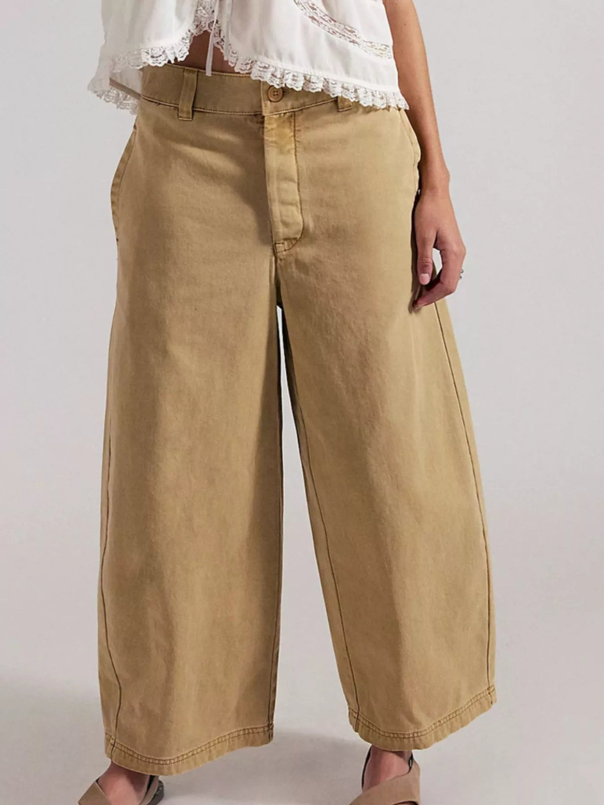Wide-Leg Cropped Jeans