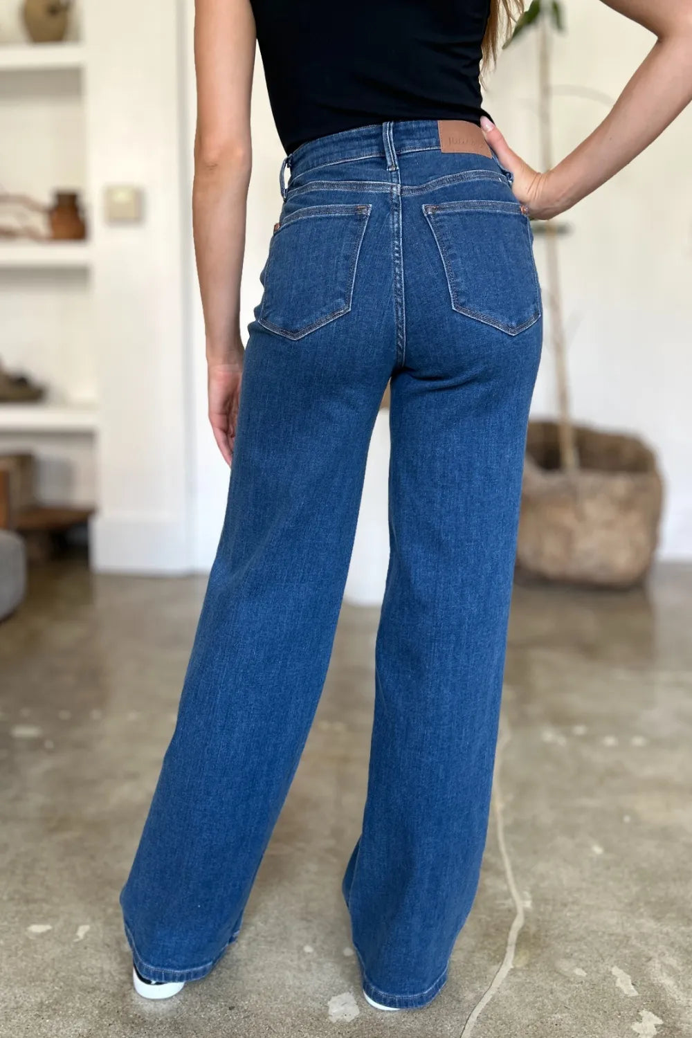 Judy Blue Full Size High Rise Straight Jeans - Lilixa.store