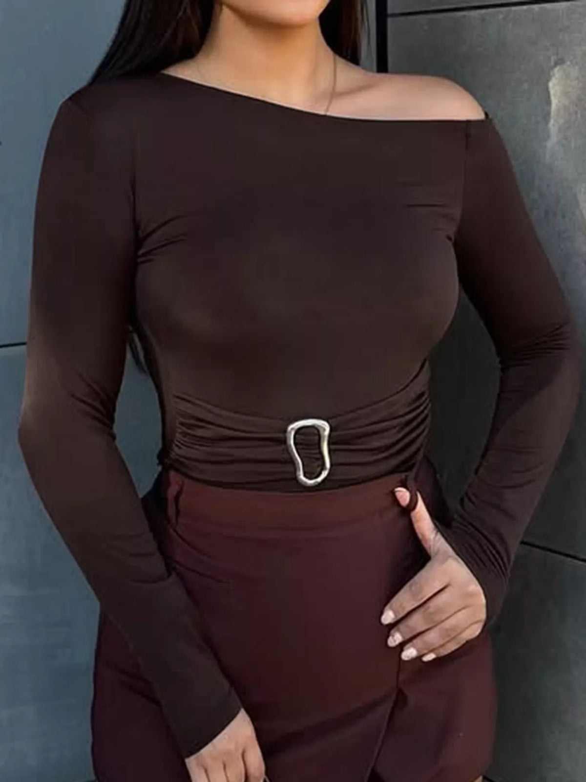 Asymmetrical One-Shoulder Long Sleeve T-Shirt with Metal Buckle Detail - Lilixa.store
