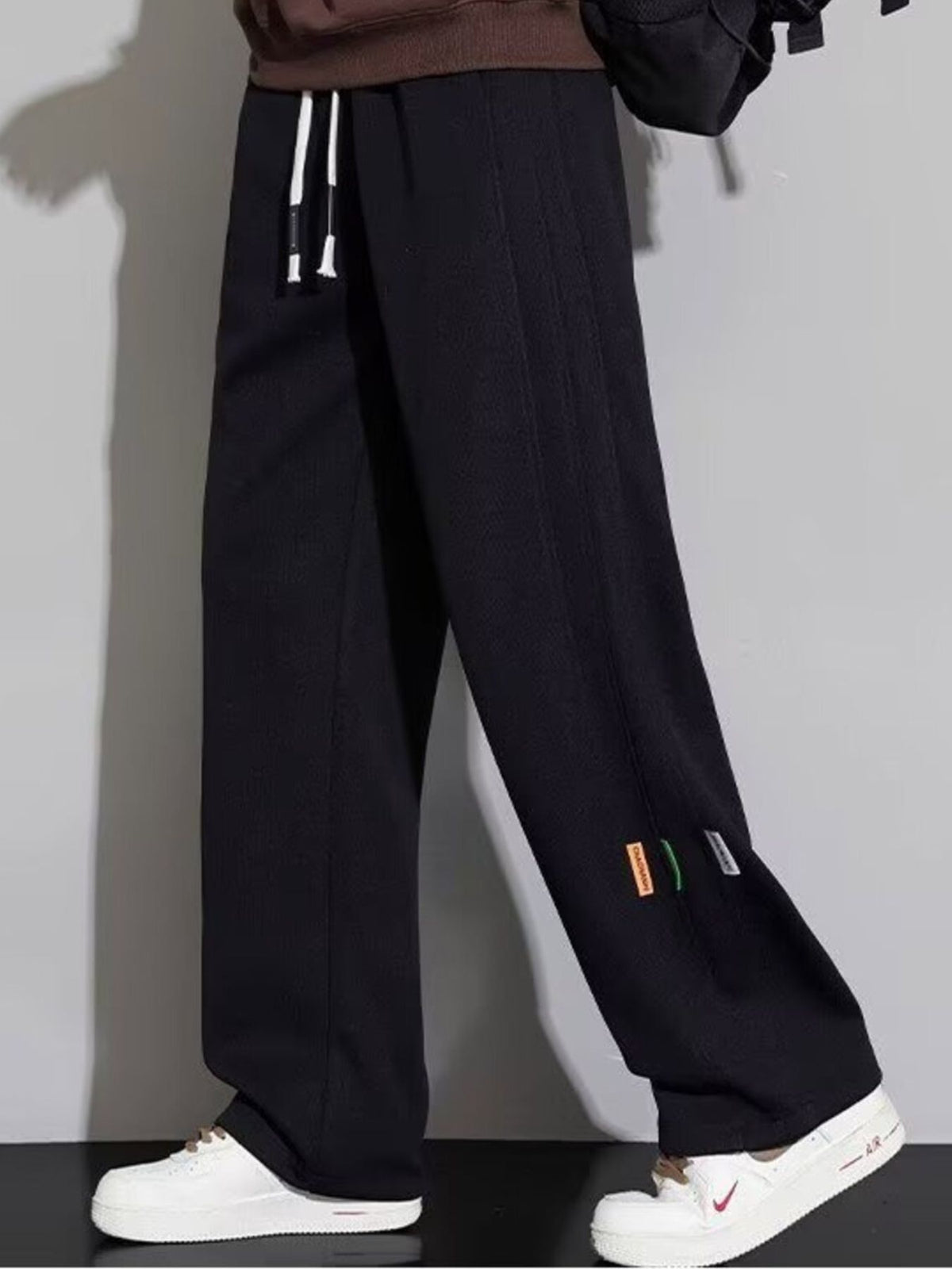 Men's Plus Size Casual Loose Fit Drawstring Pants in Black