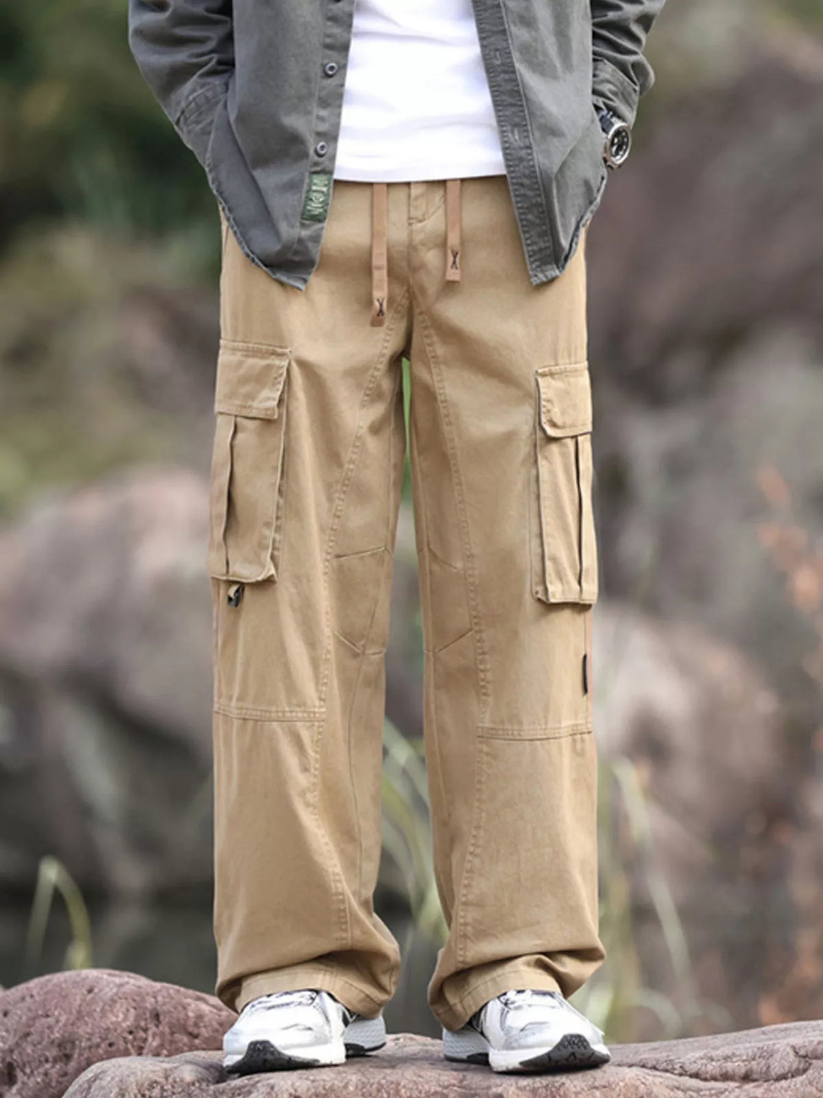 Men's Plus Size Relaxed Fit Cargo Pants in Khaki