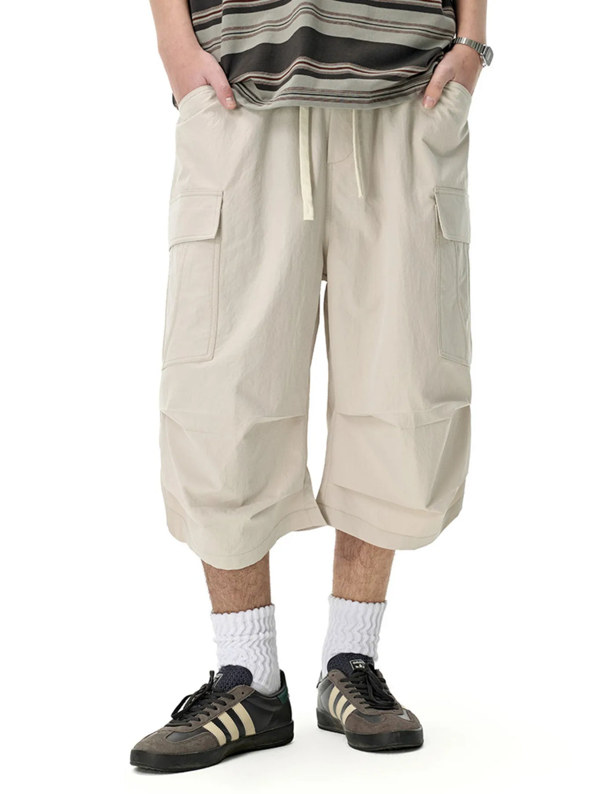 Men's Loose-Fit Cargo Shorts in Apricot