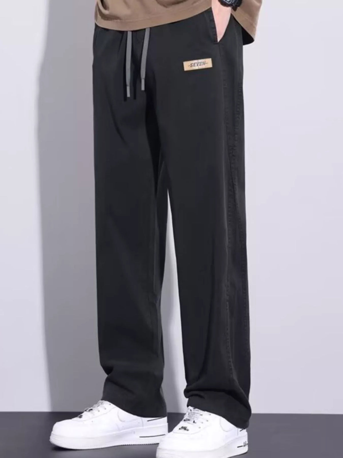 Men's Plus Size Relaxed Fit Drawstring Pants in Black