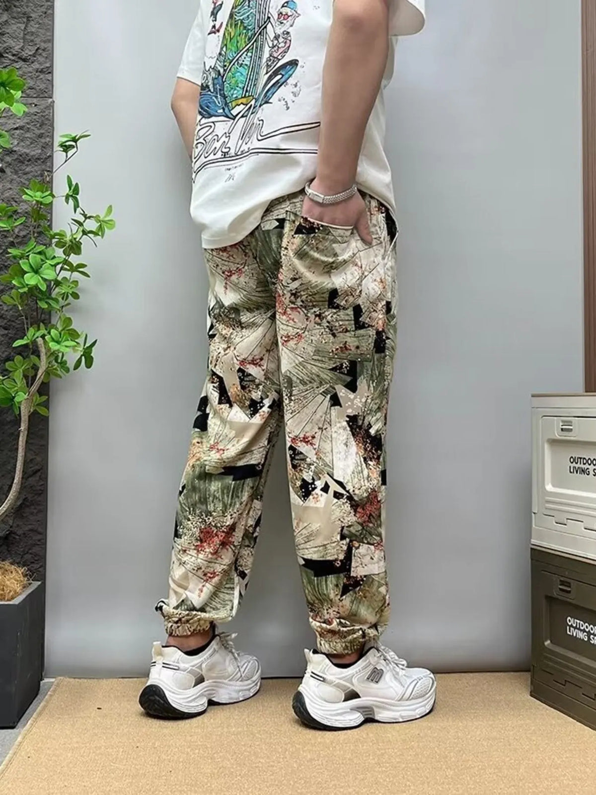 Men's Plus Size Drawstring Printed Joggers in Floral, view 3