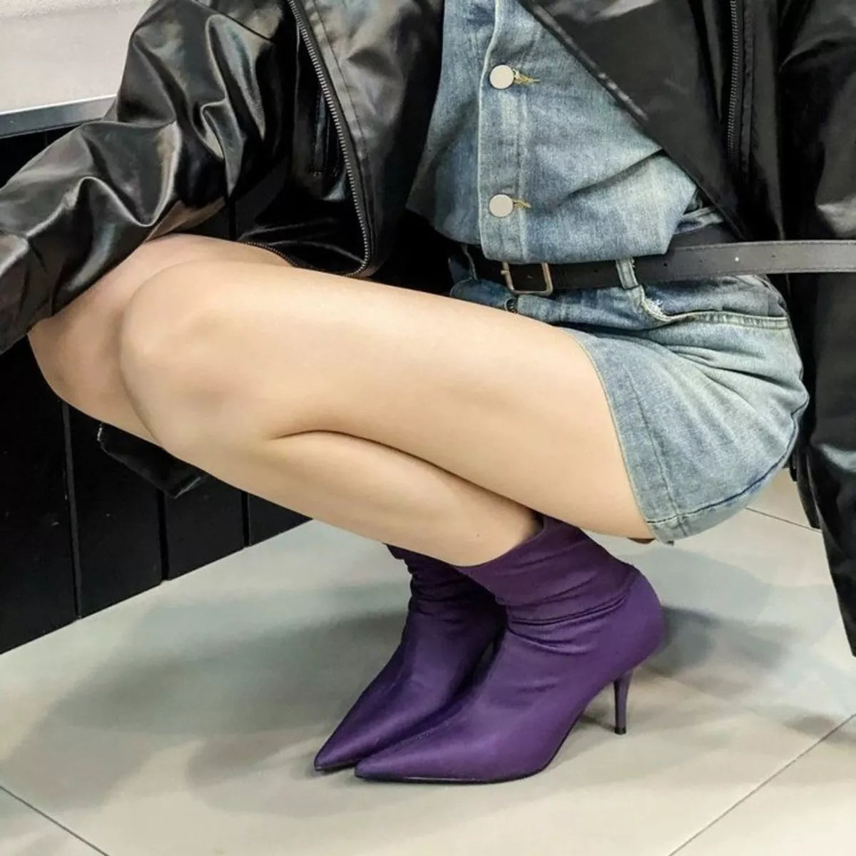 Point Toe Mid Heel Boots