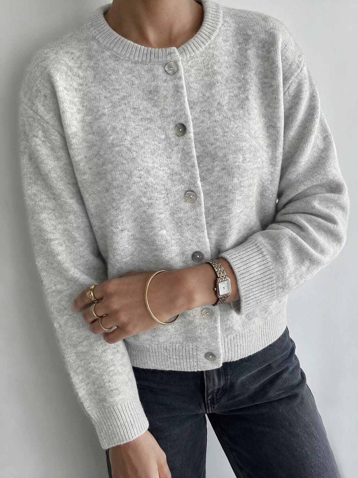 Crew Neck Button-Down Cardigan in Gray/white