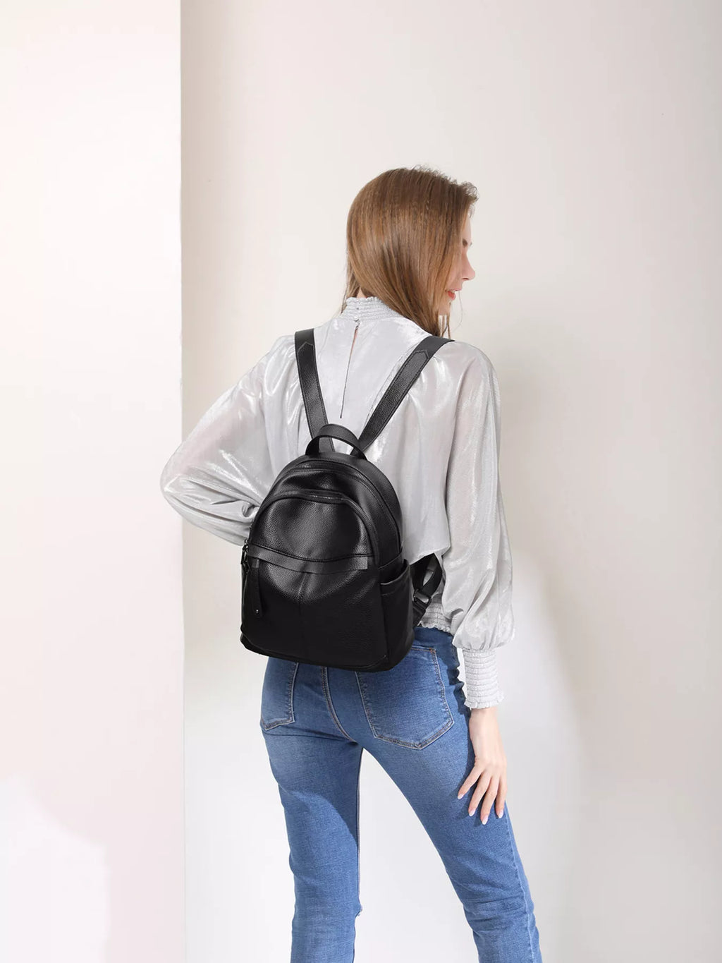 Minimalist Chic PU Leather Casual Backpack Bag in Black