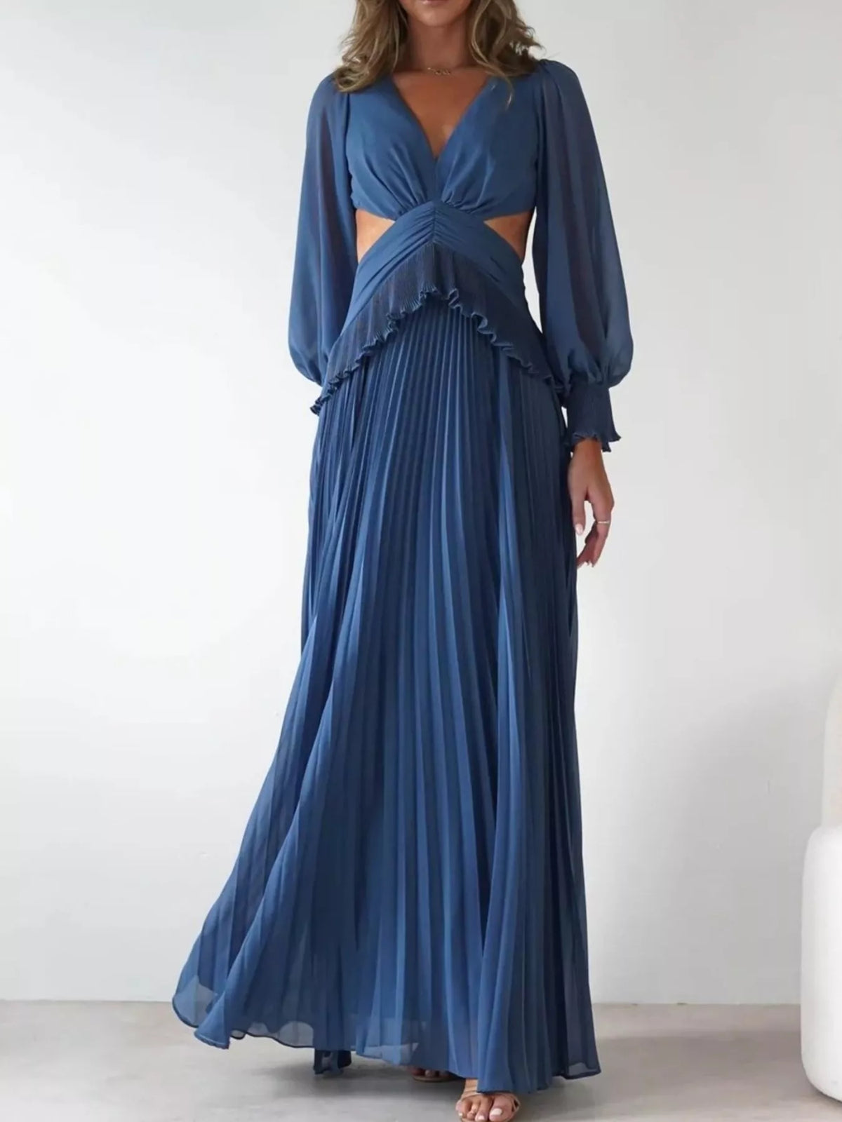 Backless Pleated Long Sleeve Maxi Dress - Lilixa.store