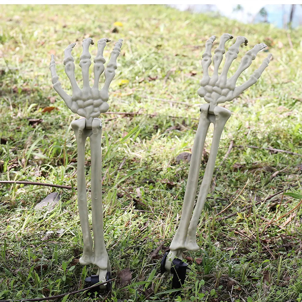 Halloween Decorative Skeleton Hand - Lilixa.store