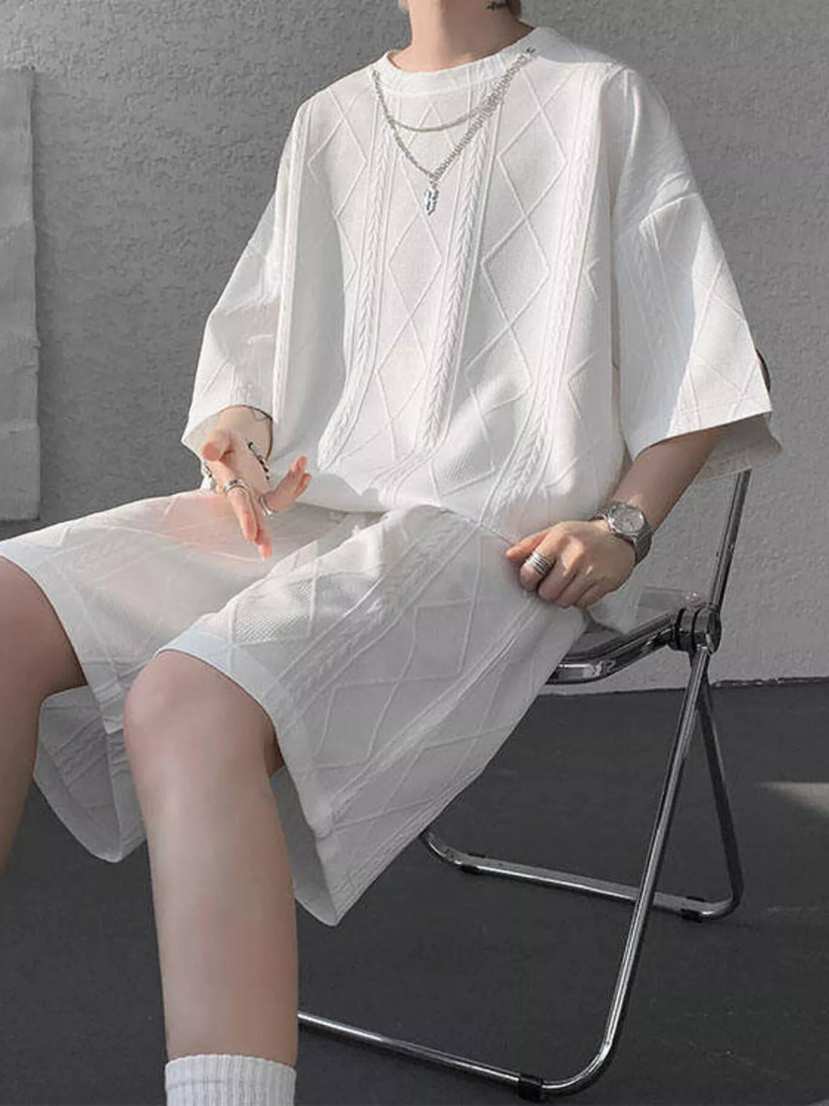 Men's Plus Size Textured Relaxed Fit Top and Shorts Set, view 9