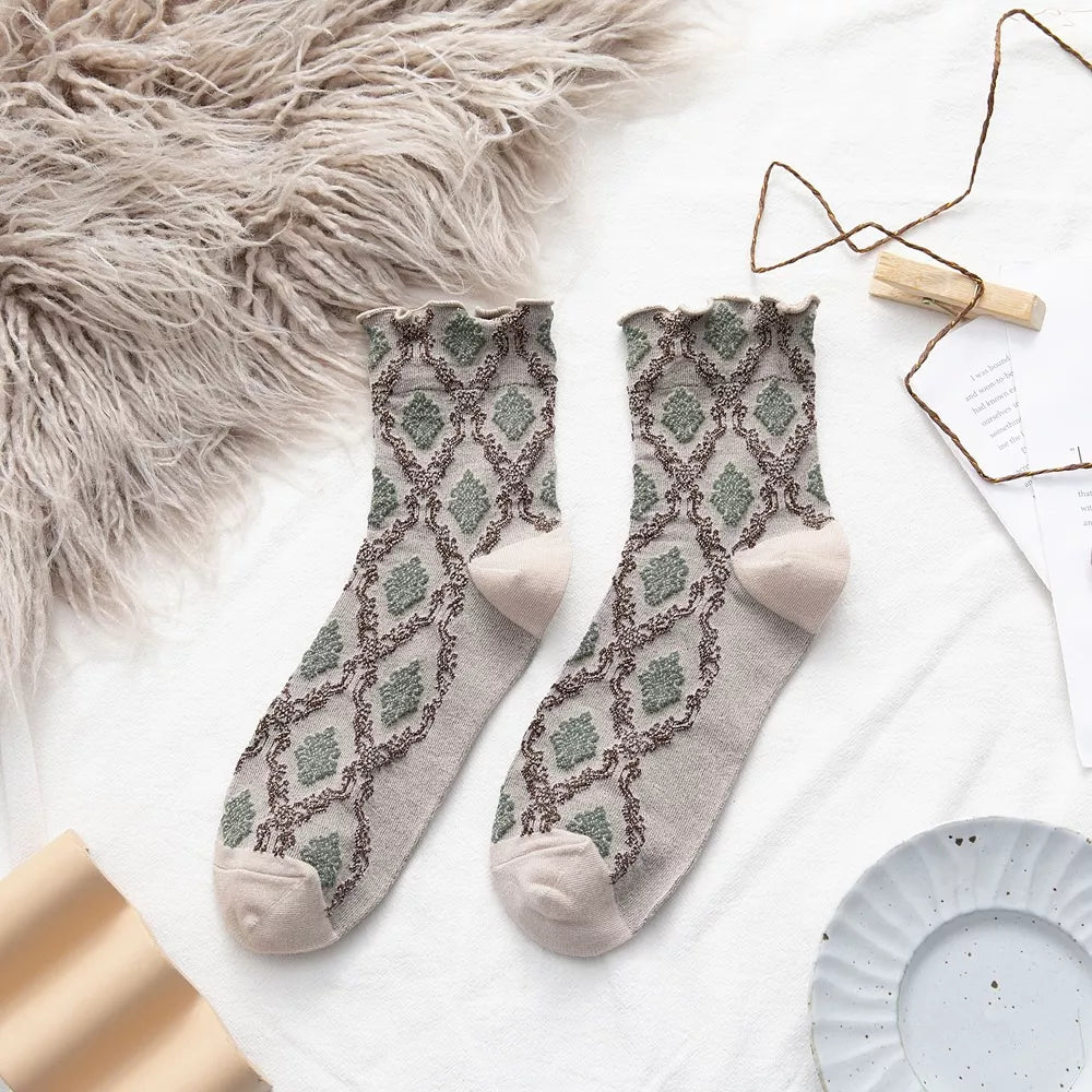 Vintage Argyle Pattern Crew Socks in Khaki