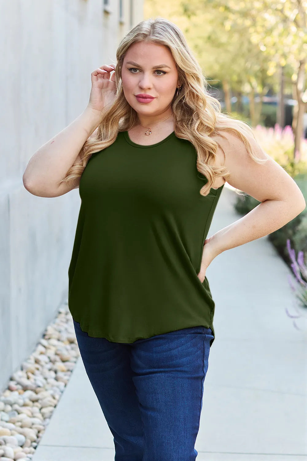 Basic Bae Full Size Round Neck Curved Hem Tank - Lilixa.store