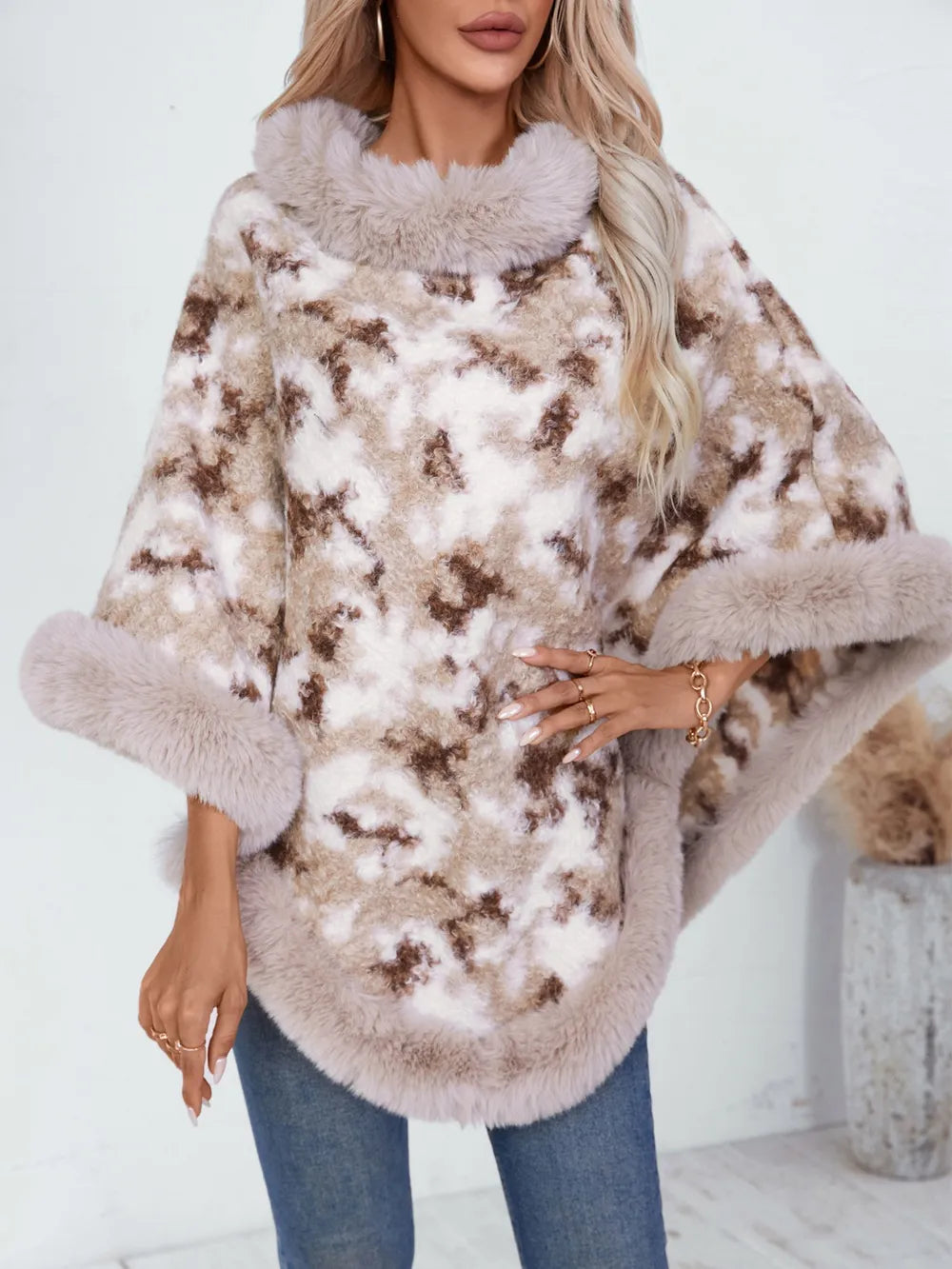 Furry Contrast Three-Quarter Poncho - Lilixa.store