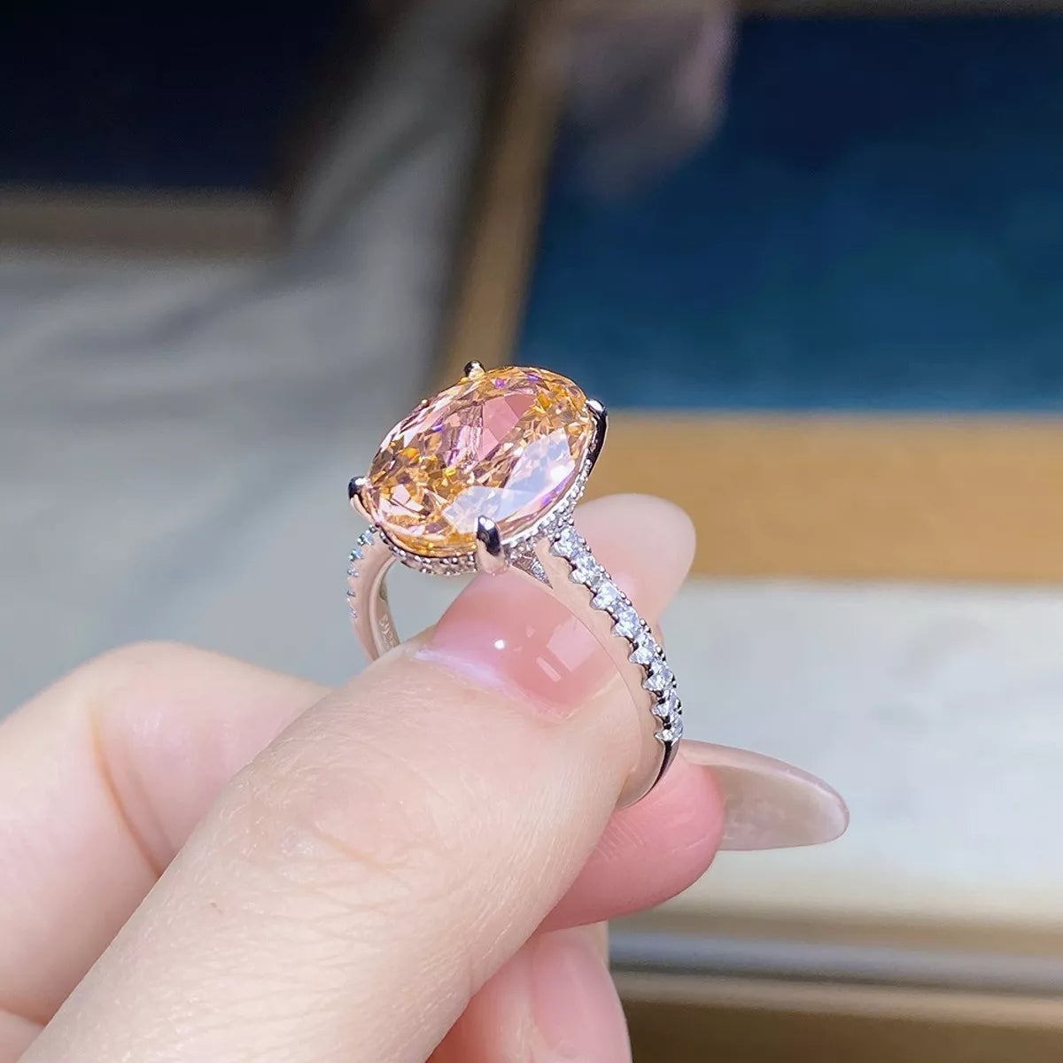 925 Sterling Silver Zircon Oval Ring